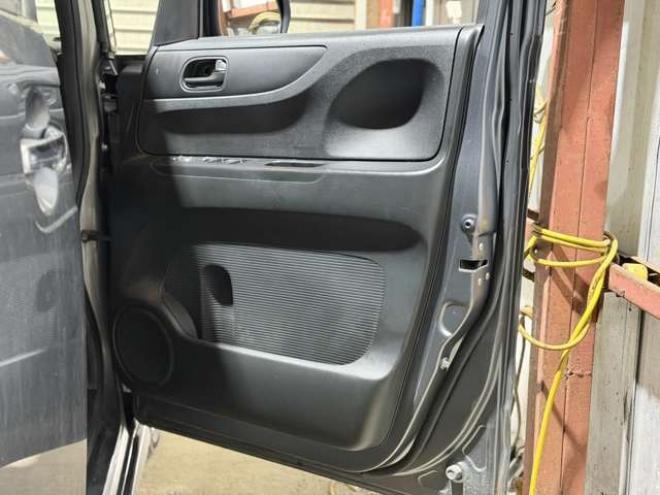 N-BOXカスタムG 4WD　防錆塗装4WDナビTVBカメ 660