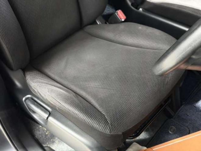 フリード1.5 G ジャストセレクション 4WD　防錆塗装4WDTVナビBカメエンスタETC夏冬タイヤ 1500