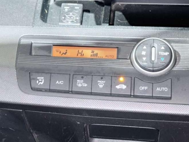 フリード1.5 フレックス エアロ 4WD　防錆塗装4WDキーレス 1500