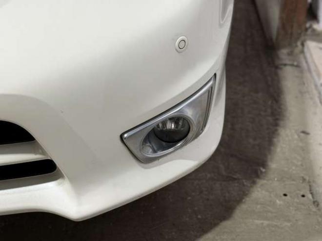 セレナ2.0 ハイウェイスター Vセレクション+Safety アドバンストセーフティ パッケージ 4WD　防錆塗装4WDTVナビBカメETC夏冬タイヤ 2000