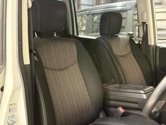 セレナ2.0 ハイウェイスター Vセレクション+Safety アドバンストセーフティ パッケージ 4WD　防錆塗装4WDTVナビBカメETC夏冬タイヤ 2000