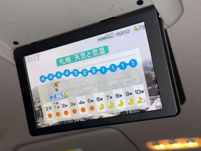 セレナ2.0 20X 4WD　防錆塗装4WDTVナビBカメETC後席モニタ 2000