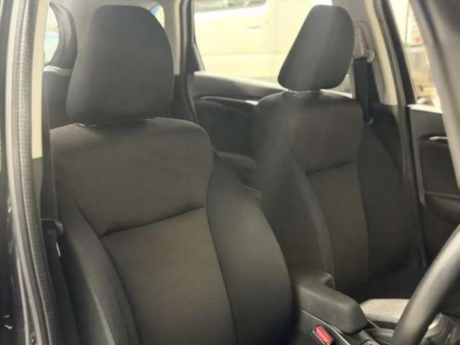 フィット1.5 ハイブリッド Fパッケージ 4WD　防錆塗装4WDエンスタCD 1500