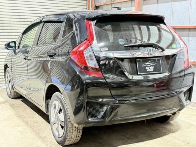 フィット1.5 ハイブリッド Fパッケージ 4WD　防錆塗装4WDエンスタCD 1500