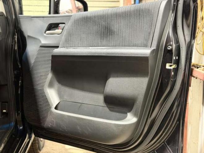 フリード1.5 G ジャストセレクション 4WD　防錆塗装4WDTVナビエンスタ 1500