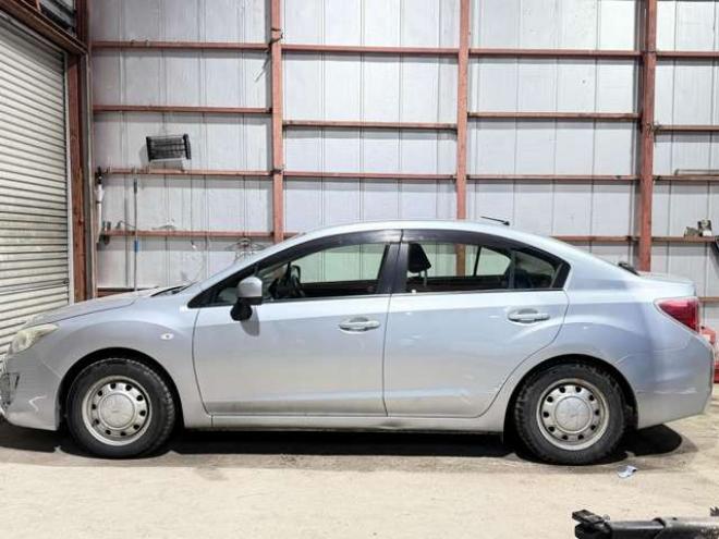 インプレッサG4 1.6 i 4WD　防錆塗装4WDキーレスCD夏冬タイヤ 1600