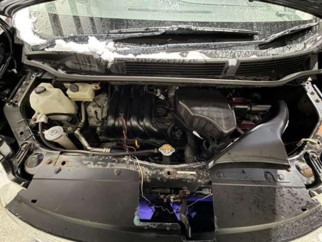 セレナ2.0 ハイウェイスター 4WD　防錆塗装4WDTVナビBカメ 2000