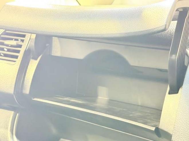 セレナ2.0 20S 4WD　防錆塗装4WDキーレスTVナビBカメ夏冬タイヤETC 2000