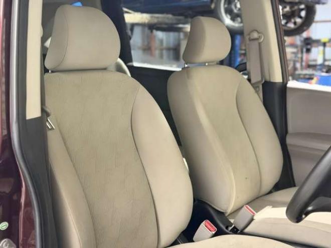 フリード1.5 G Lパッケージ 4WD　防錆塗装4WDキーレスナビ 1500