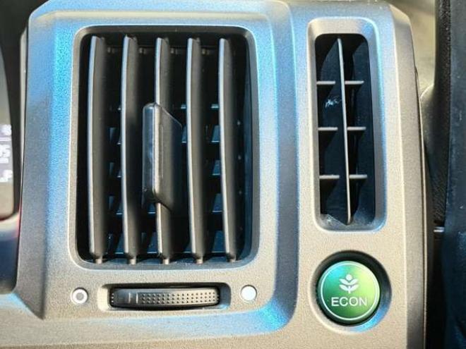 ステップワゴン2.0 スパーダ Z 4WD　防錆塗装4WDTVナビBカメエンスタ 2000