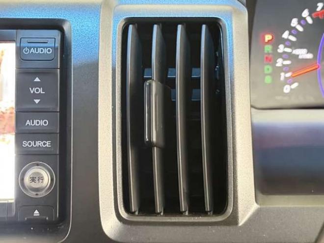 ステップワゴン2.0 スパーダ Z 4WD　防錆塗装4WDTVナビBカメエンスタ 2000