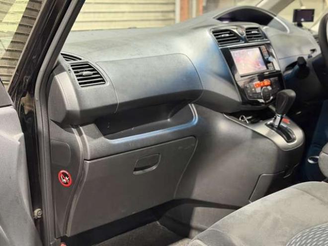 セレナ2.0 20X Vセレクション+Safety 4WD　防錆塗装4WDTVナビBカメETCエンスタ夏冬タイヤ 2000