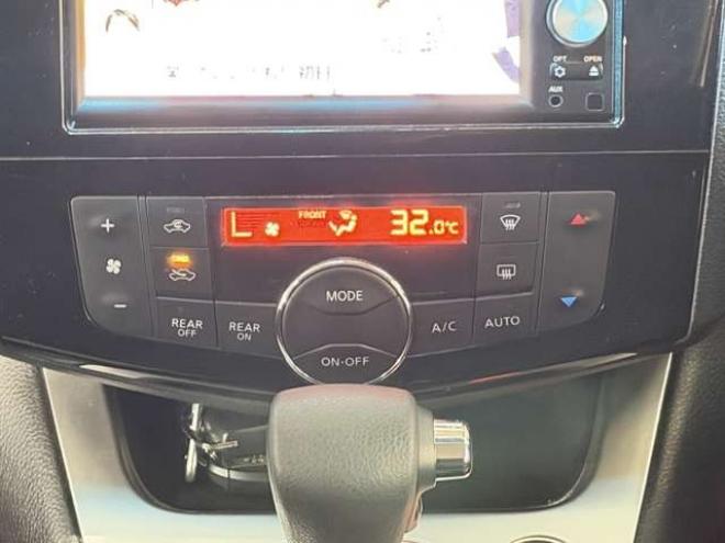 セレナ2.0 20X Vセレクション+Safety 4WD　防錆塗装4WDTVナビBカメETCエンスタ夏冬タイヤ 2000