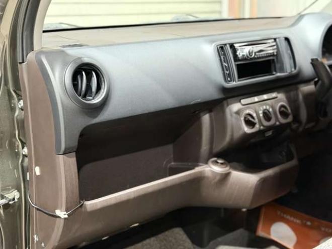 パッソ1.0 X　防錆塗装キーレスCD 2WD 1000