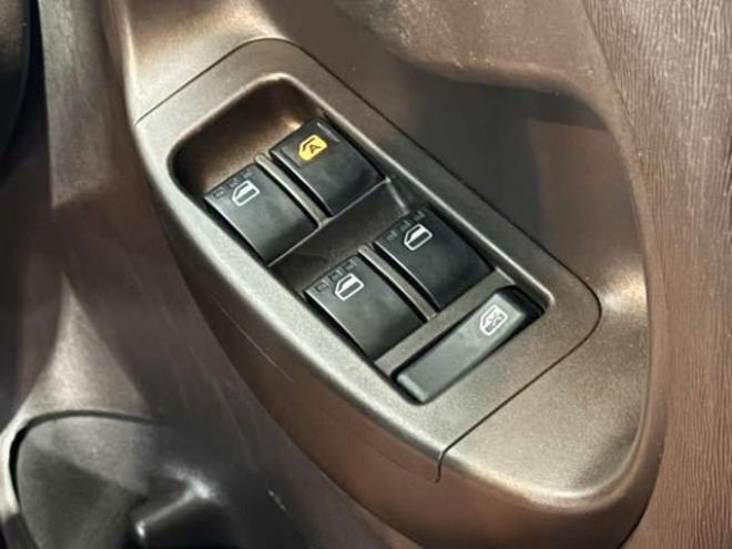 パッソ1.0 X　防錆塗装キーレスCD 2WD 1000