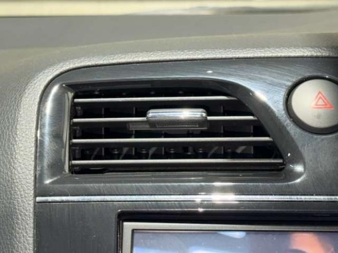 セレナ2.0 20X 4WD　防錆塗装4WDTVナビBカメETCエンスタ 2000