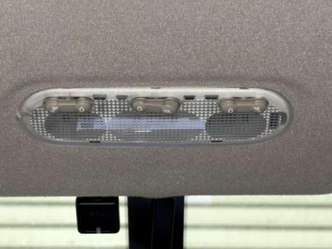 セレナ2.0 ハイウェイスター 4WD　防錆塗装4WD 2000