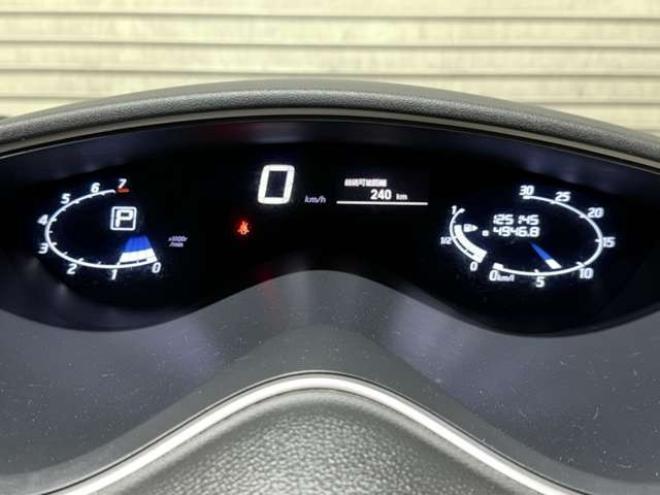 セレナ2.0 ハイウェイスター 4WD　防錆塗装4WD 2000