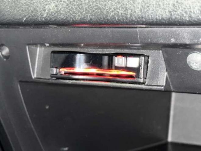 セレナ2.0 ハイウェイスター 4WD　防錆塗装4WD 2000