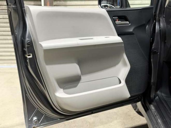 フリード1.5 G エアロ Lパッケージ 4WD　防錆塗装4WDTVナビBカメエンスタ夏冬タイヤ 1500