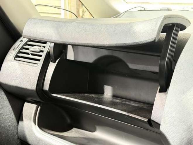 セレナ2.0 ライダー Jパッケージ 4WD　防錆塗装4WDTVナビBカメETC夏冬タイヤ 2000