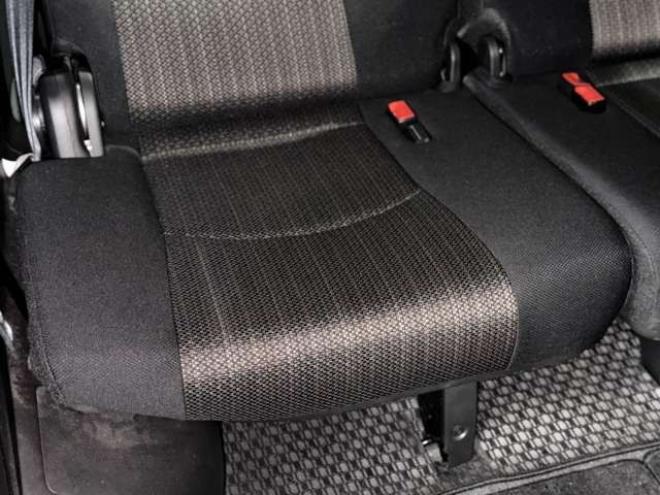 セレナ2.0 ハイウェイスター アドバンストセーフティ パッケージ 4WD　防錆塗装4WD 2000