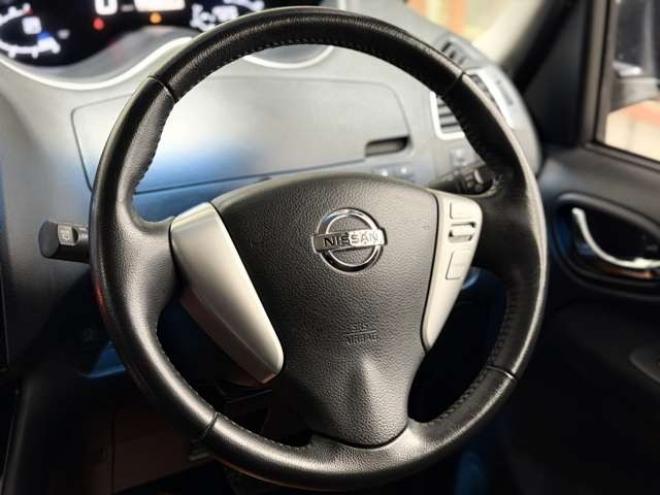 セレナ2.0 ハイウェイスター アドバンストセーフティ パッケージ 4WD　防錆塗装4WD 2000