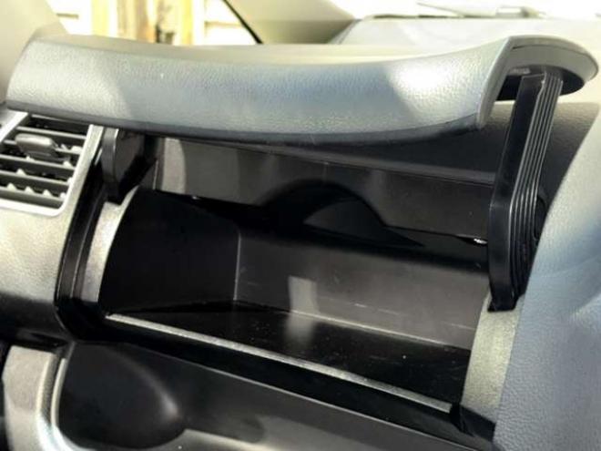 セレナ2.0 ハイウェイスター アドバンストセーフティ パッケージ 4WD　防錆塗装4WD 2000