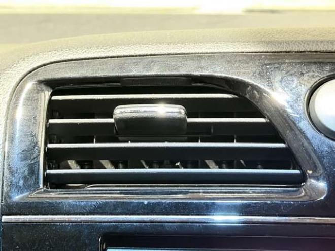 セレナ2.0 ハイウェイスター アドバンストセーフティ パッケージ 4WD　防錆塗装4WD 2000