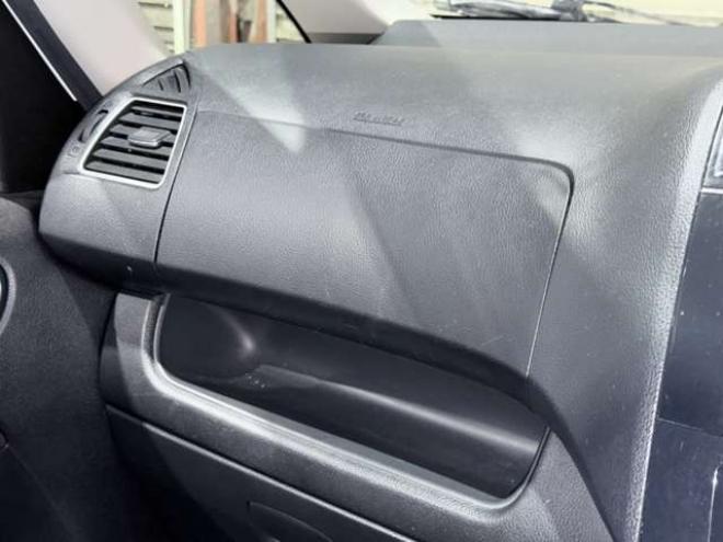 セレナ2.0 ハイウェイスター 4WD　防錆塗装4WDスマキー 2000