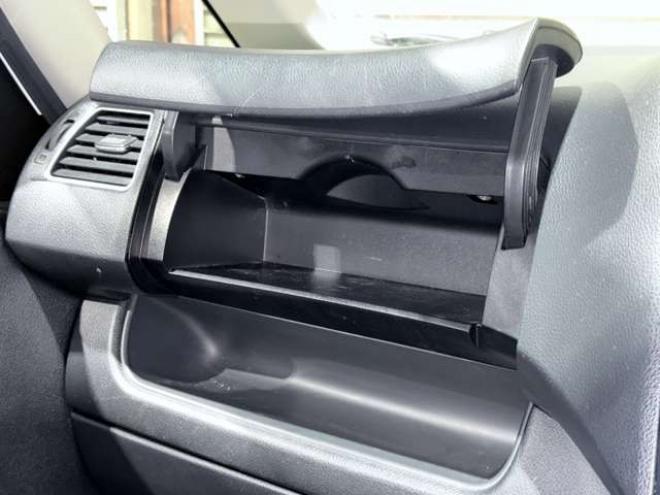 セレナ2.0 ハイウェイスター 4WD　防錆塗装4WDスマキー 2000