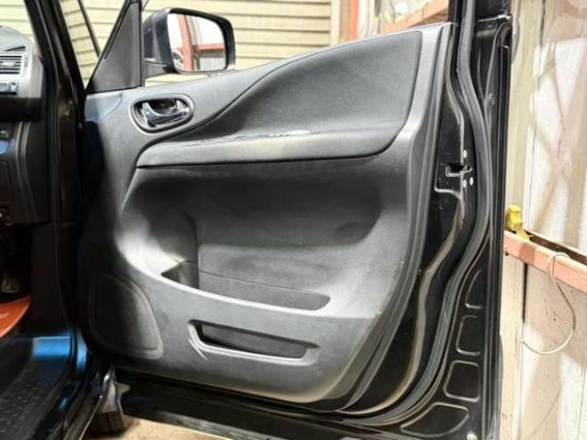 セレナ2.0 ハイウェイスター アドバンストセーフティ パッケージ 4WD　防錆塗装4WDTVナビBカメ後席モニタ夏冬タイヤ 2000