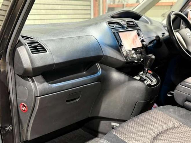 セレナ2.0 ハイウェイスター アドバンストセーフティ パッケージ 4WD　防錆塗装4WDTVナビBカメ後席モニタ夏冬タイヤ 2000