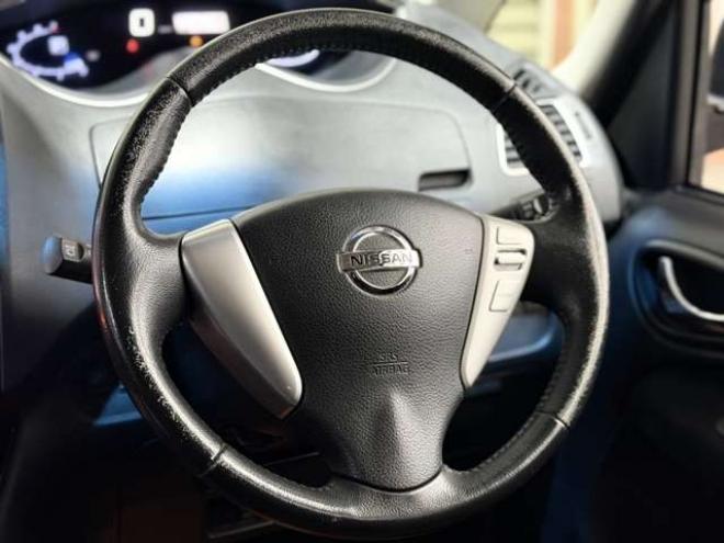 セレナ2.0 ハイウェイスター アドバンストセーフティ パッケージ 4WD　防錆塗装4WDTVナビBカメ後席モニタ夏冬タイヤ 2000