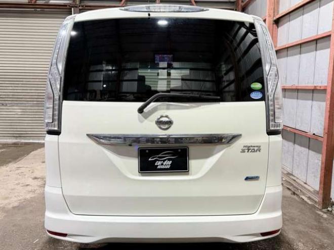 セレナ2.0 ハイウェイスター Vセレクション+Safety 4WD　防錆塗装4WDTVナビBカメエンスタ後席モニタ 2000