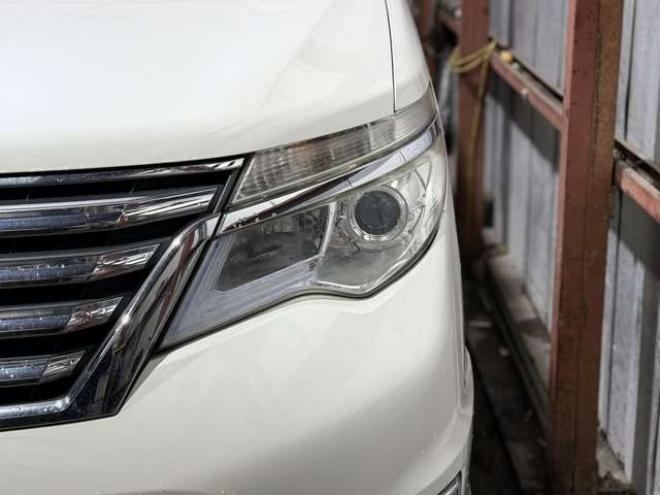 セレナ2.0 ハイウェイスター Vセレクション+Safety 4WD　防錆塗装4WDTVナビBカメエンスタ後席モニタ 2000