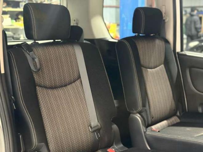 セレナ2.0 ハイウェイスター Vセレクション+Safety 4WD　防錆塗装4WDTVナビBカメエンスタ後席モニタ 2000