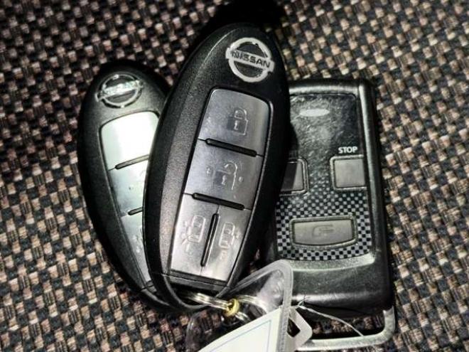 セレナ2.0 ハイウェイスター Vセレクション+Safety 4WD　防錆塗装4WDTVナビBカメエンスタ後席モニタ 2000