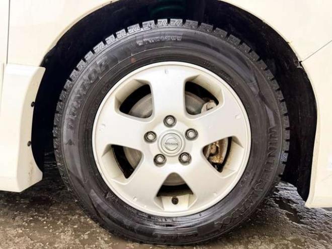 セレナ2.0 ハイウェイスター 4WD　防錆塗装4WDTVナビBカメ後席モニタETCドラレコ 2000