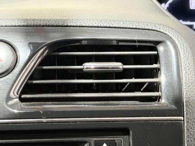 セレナ2.0 20S アンシャンテ 送迎タイプ オートステップ仕様 4WD　防錆塗装4WDスマキーCD 2000