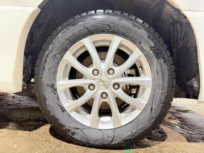 セレナ2.0 ハイウェイスター 4WD　防錆塗装4WDTVナビBカメ 2000