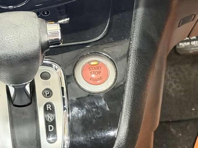 セレナ2.0 ハイウェイスター 4WD　防錆塗装4WDTVナビBカメ 2000