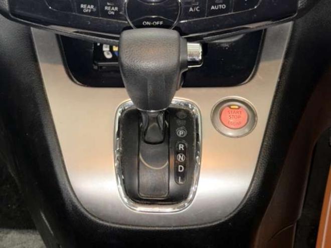 セレナ2.0 20X 4WD　防錆塗装4WDTVナビBカメ後席モニタ 2000