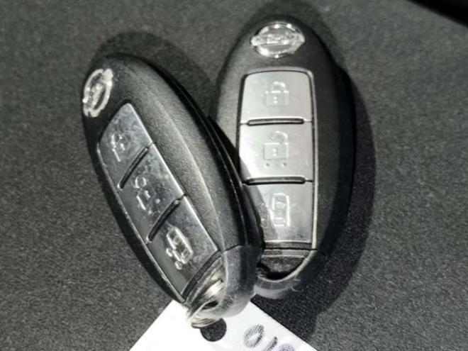 セレナ2.0 20X 4WD　防錆塗装4WDTVナビBカメ後席モニタ 2000