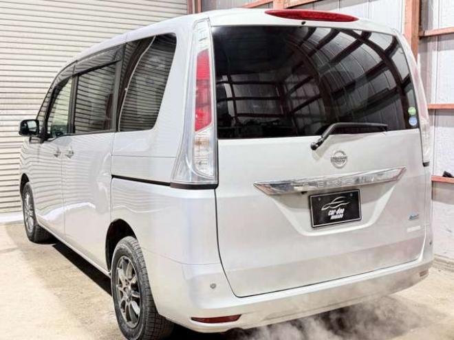 セレナ2.0 20X 4WD　防錆塗装4WDTVナビBカメ後席モニタ 2000