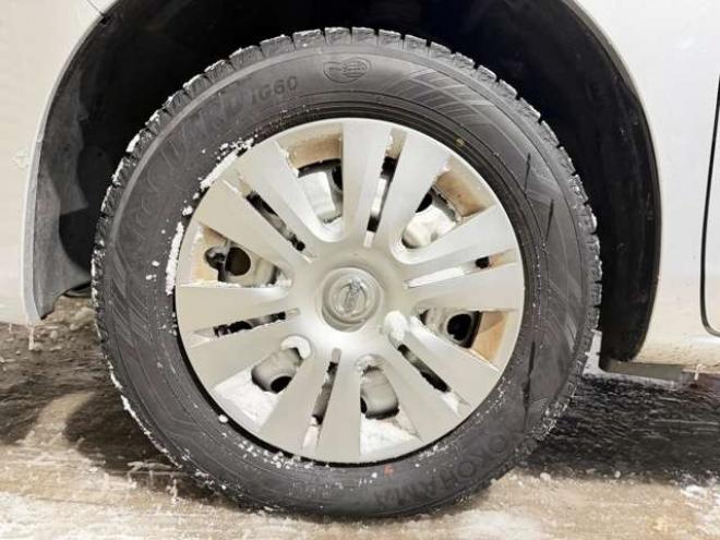 セレナ2.0 20X 4WD　防錆塗装4WDラジオナビETC 2000