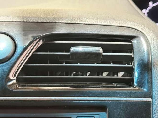 セレナ2.0 20S 4WD　防錆塗装4WDキーレスCDETC夏冬タイヤ 2000