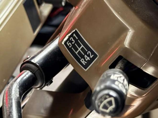 クイックデリバリークイックデリバリー　全塗装車キッチンカーレンタカーアップ 2WD 2400