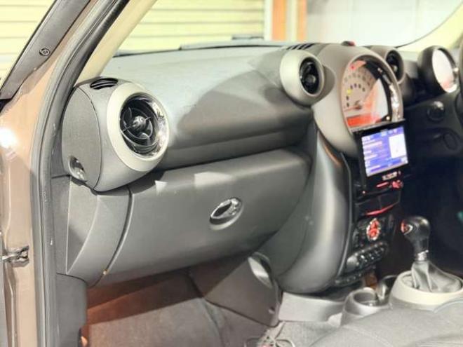 ミニクロスオーバー クーパーS オール4　防錆塗装4WDTVナビBカメETC 正規輸入車 1600