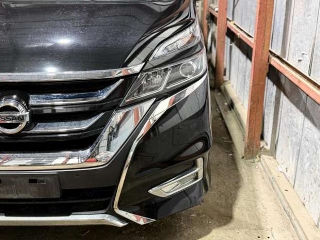 セレナ2.0 ハイウェイスター プロパイロット エディション 4WD　ユーザー買取車防錆塗装4WDドラレコTVナビBカメETC後席モニタエンスタ 2000